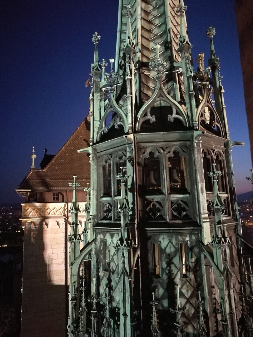 La Flèche de la Cathédrale vue de nuit (photo N. Dériaz - avril 2020)